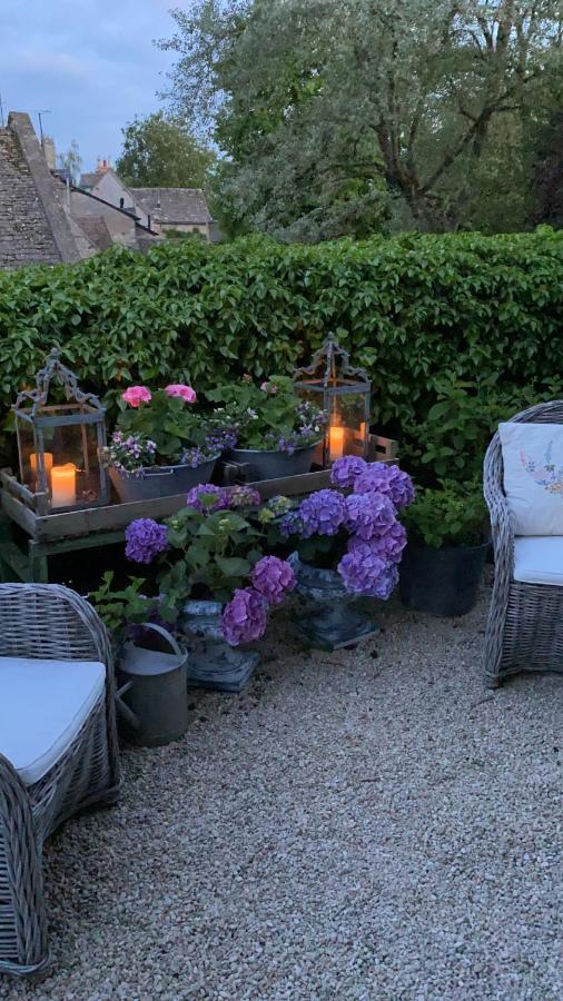 Pytts House Boutique Bed & Breakfast Burford Exterior foto