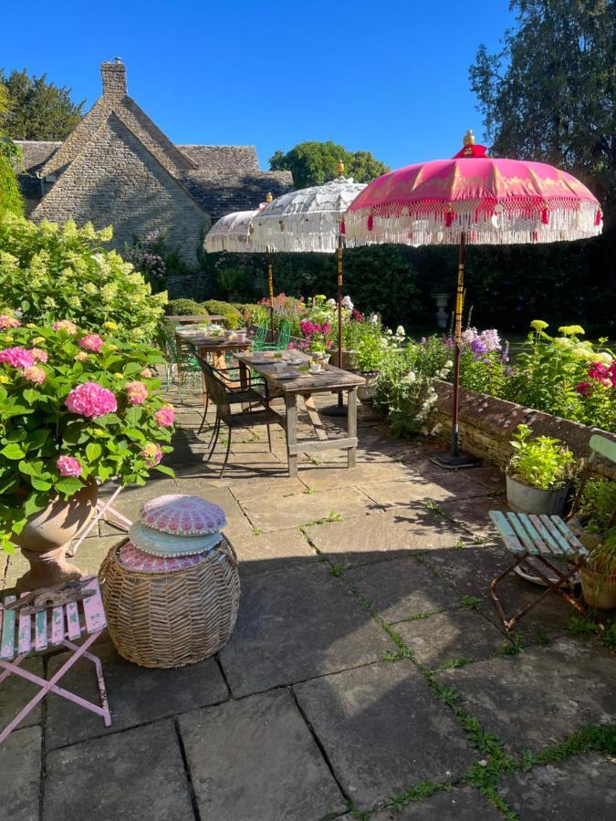 Pytts House Boutique Bed & Breakfast Burford Exterior foto
